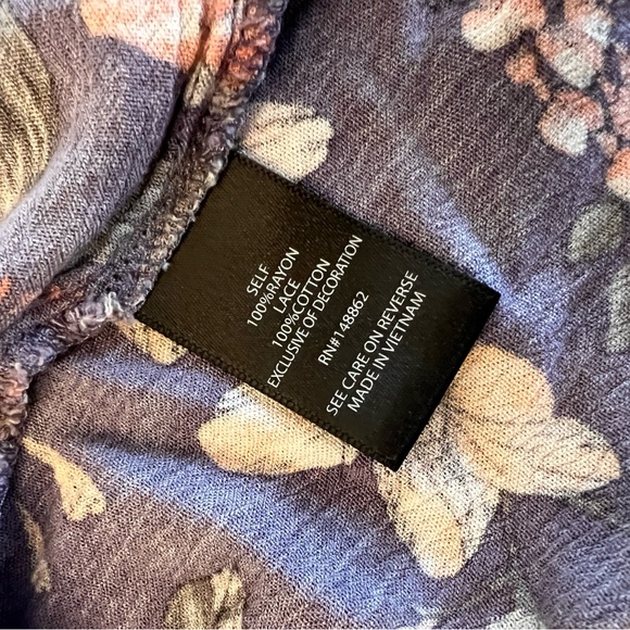 Torrid Top Sz 00 - Picture 3 of 4